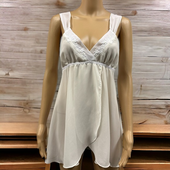 Anthropologie Flora Nikrooz Chemise Lingerie Ivory Embroidered Sequin Neckline M - Picture 7 of 12